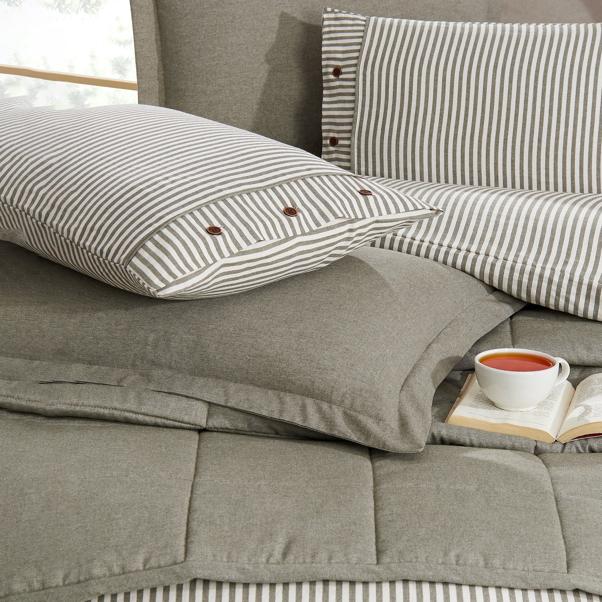 LİFE NEVRESİM TAKIMI VE YATAK ÖRTÜSÜ HAKİ - Pasioni