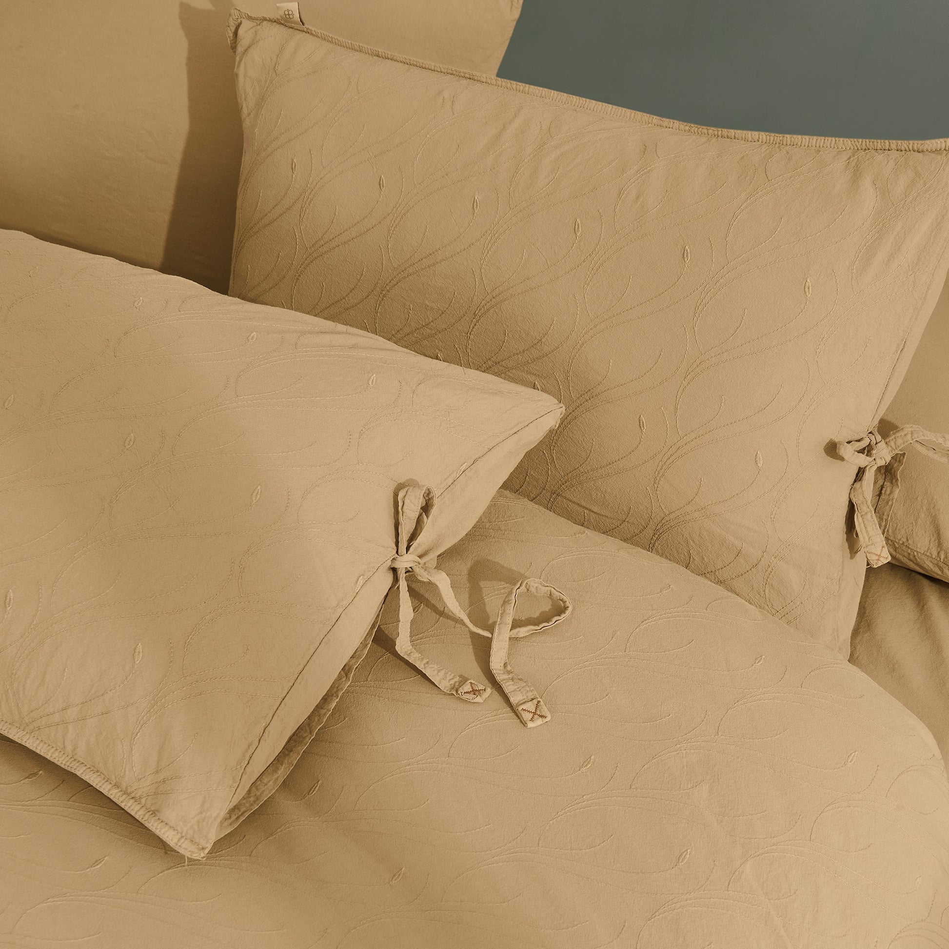 PASIONI DANTE NAKIŞLI NATUREL ÇİFT KİŞİLİK NEVRESİM TAKIMI ALMOND - Pasioni