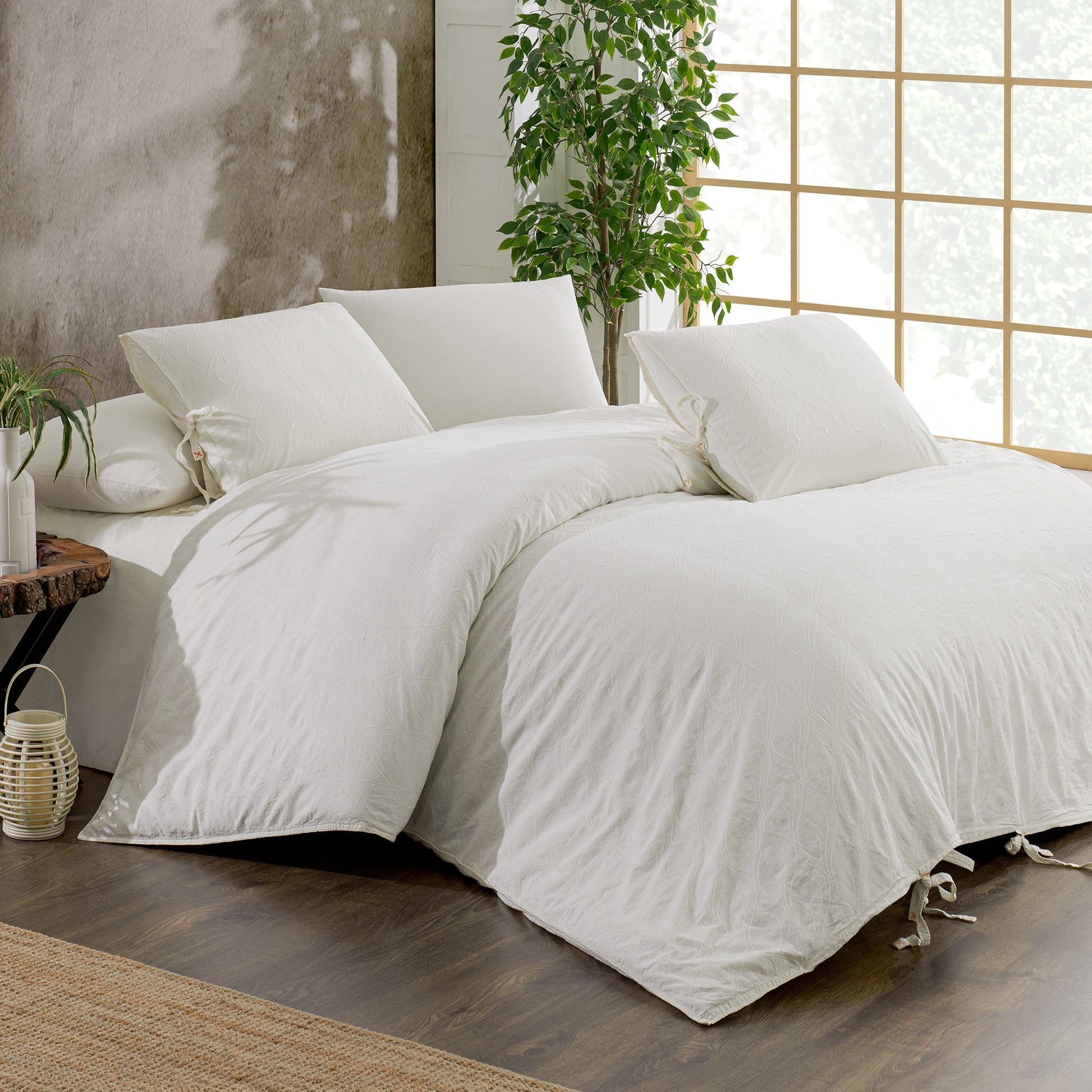 PASIONI DANTE NAKIŞLI NATUREL ÇİFT KİŞİLİK NEVRESİM TAKIMI BEYAZ - Pasioni