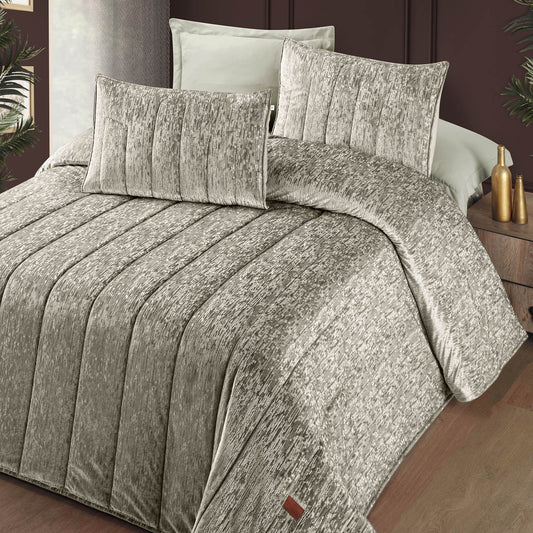 PASIONI - Velvet - Gerardo - Jakar Kadife Bej Çift Kişilik Yatak Örtüsü Takımı - Pasioni