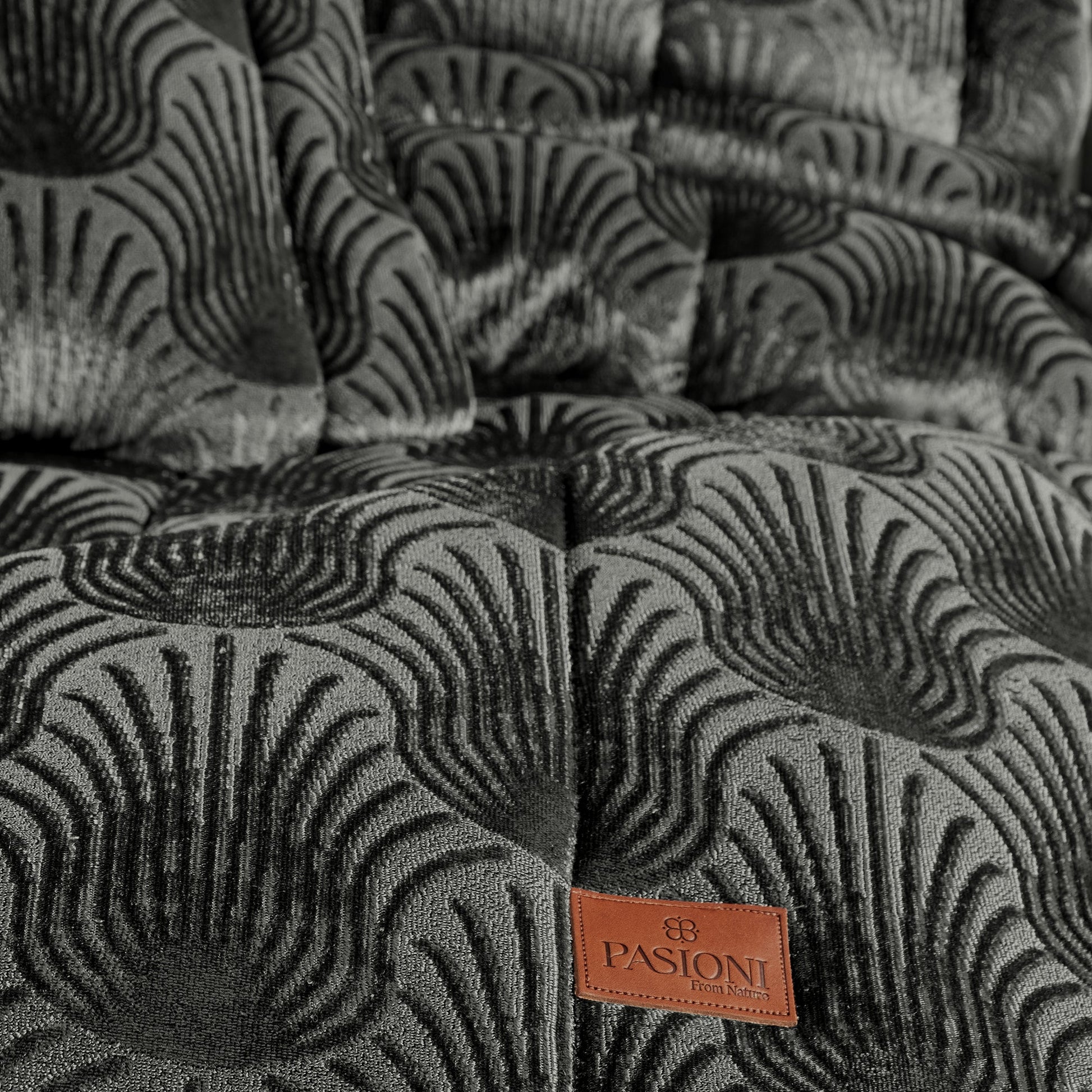 PASIONI - Velvet - Lucianna - Jakar Kadife Antrasit Çift Kişilik Yatak Örtüsü Takımı - Pasioni